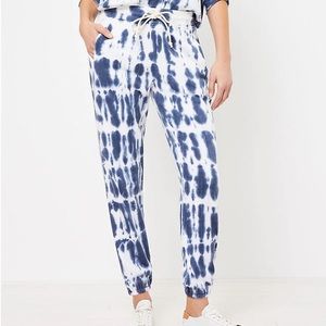 Lou & grey blue tie dye jogger sweater pants M